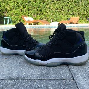 JORDAN 11 Space Jam (SIZE 5.5Y)